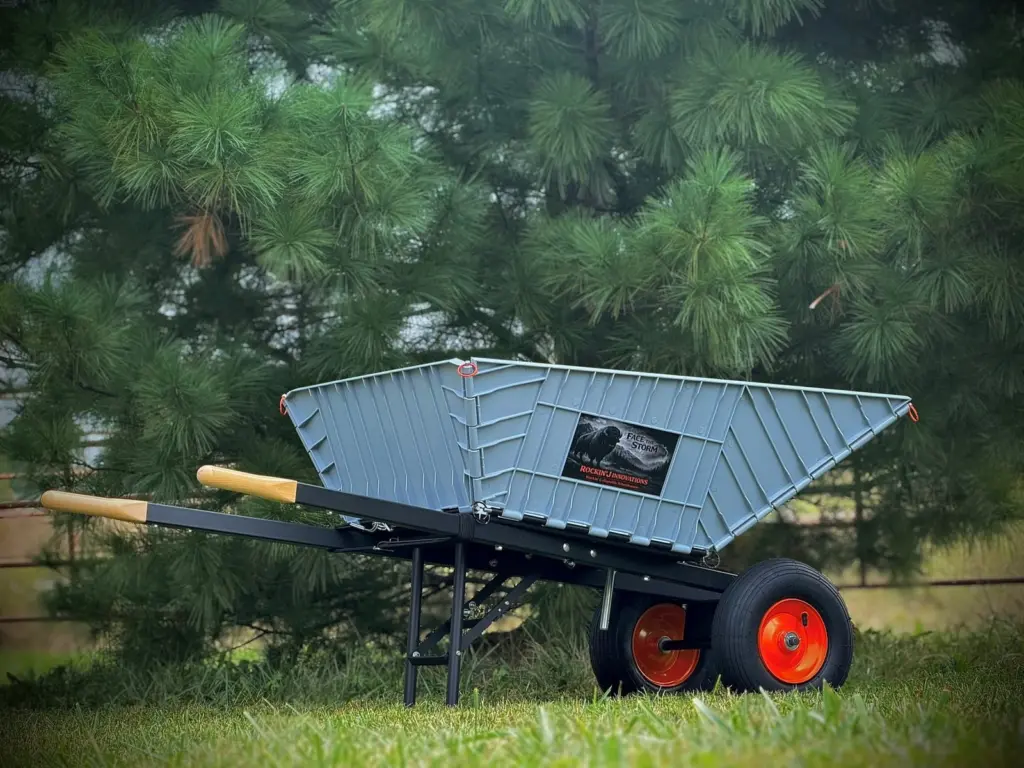 The assembled wheelbarrow in side profile, from the other side